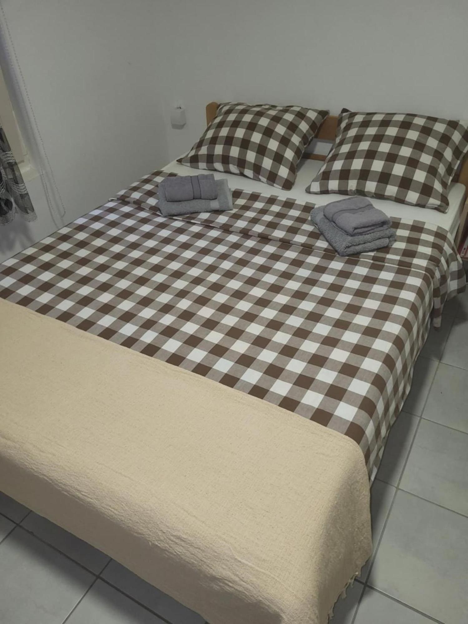 Apartman Djokic 2 Požarevac Buitenkant foto